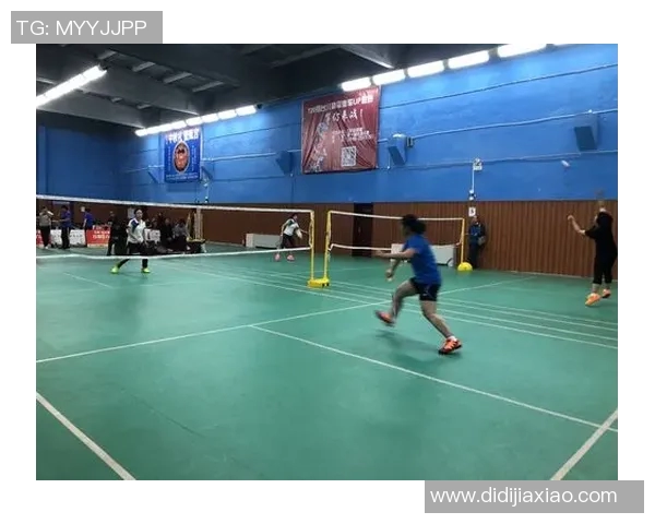 赛后复盘西安羽毛球队与上海羽毛球队比赛的战术分析与经验总结